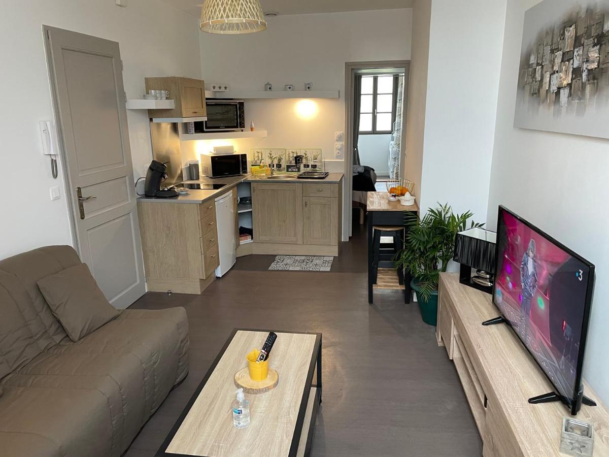 logement entier 33 m2 à Pau Extérieur photo