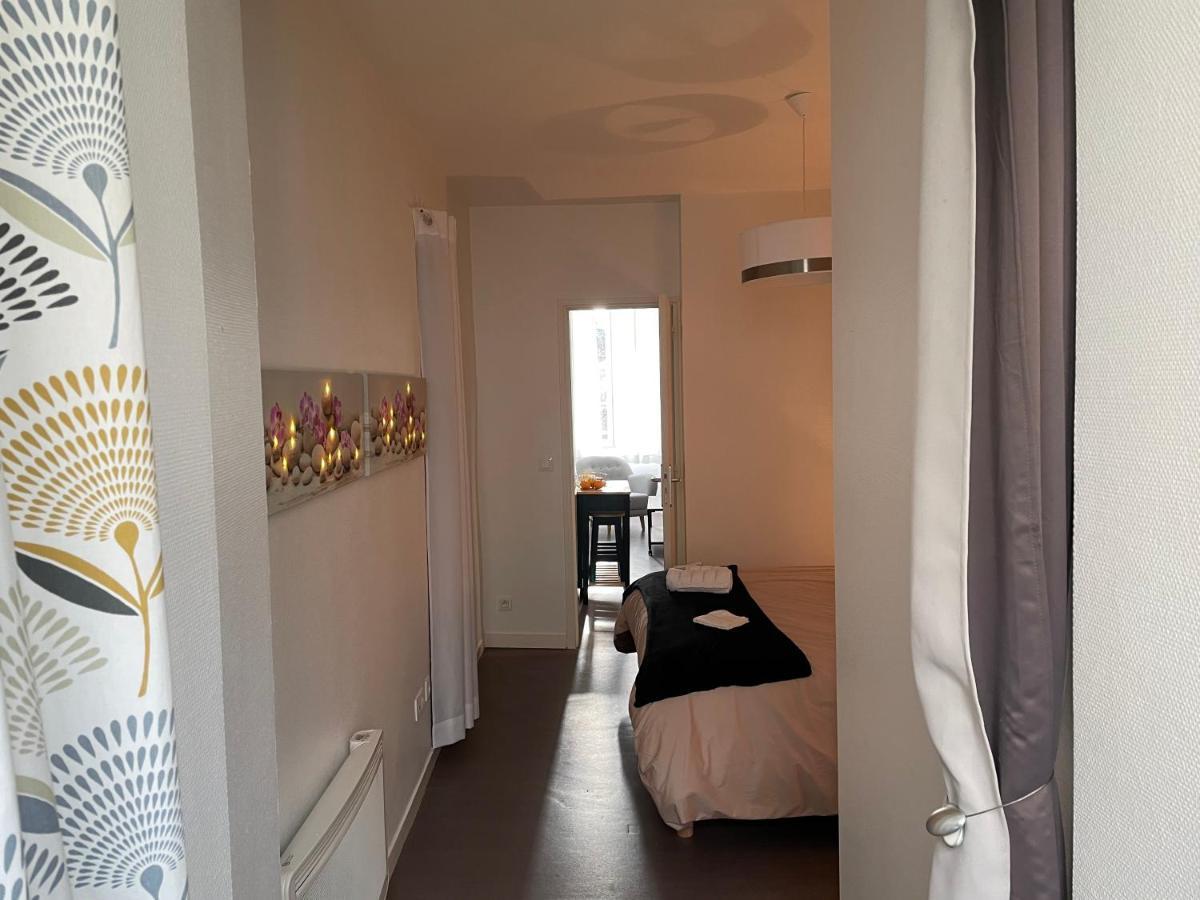 logement entier 33 m2 à Pau Extérieur photo